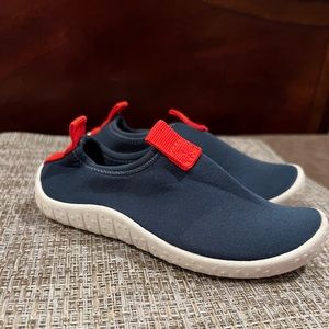 Toddler boy’s Water Shoes